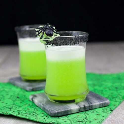 15 Halloween Cocktail Ideas (Recipes to Die For!)