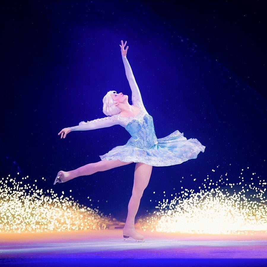 8 Tips for Disney On Ice with Kids