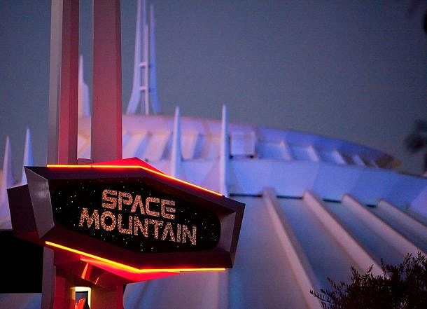 19 Scariest Rides At Disneyland (Ranked For All Ages)