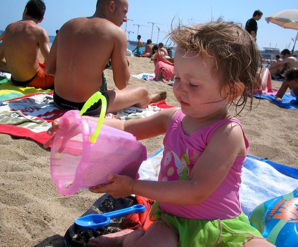 A day at a Barcelona beach with kids