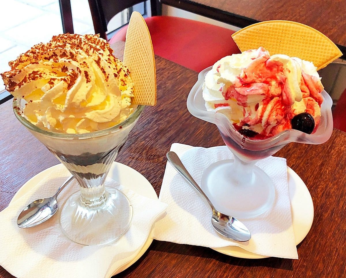 Berthillon ice cream is a must during a visit to Paris with kids 