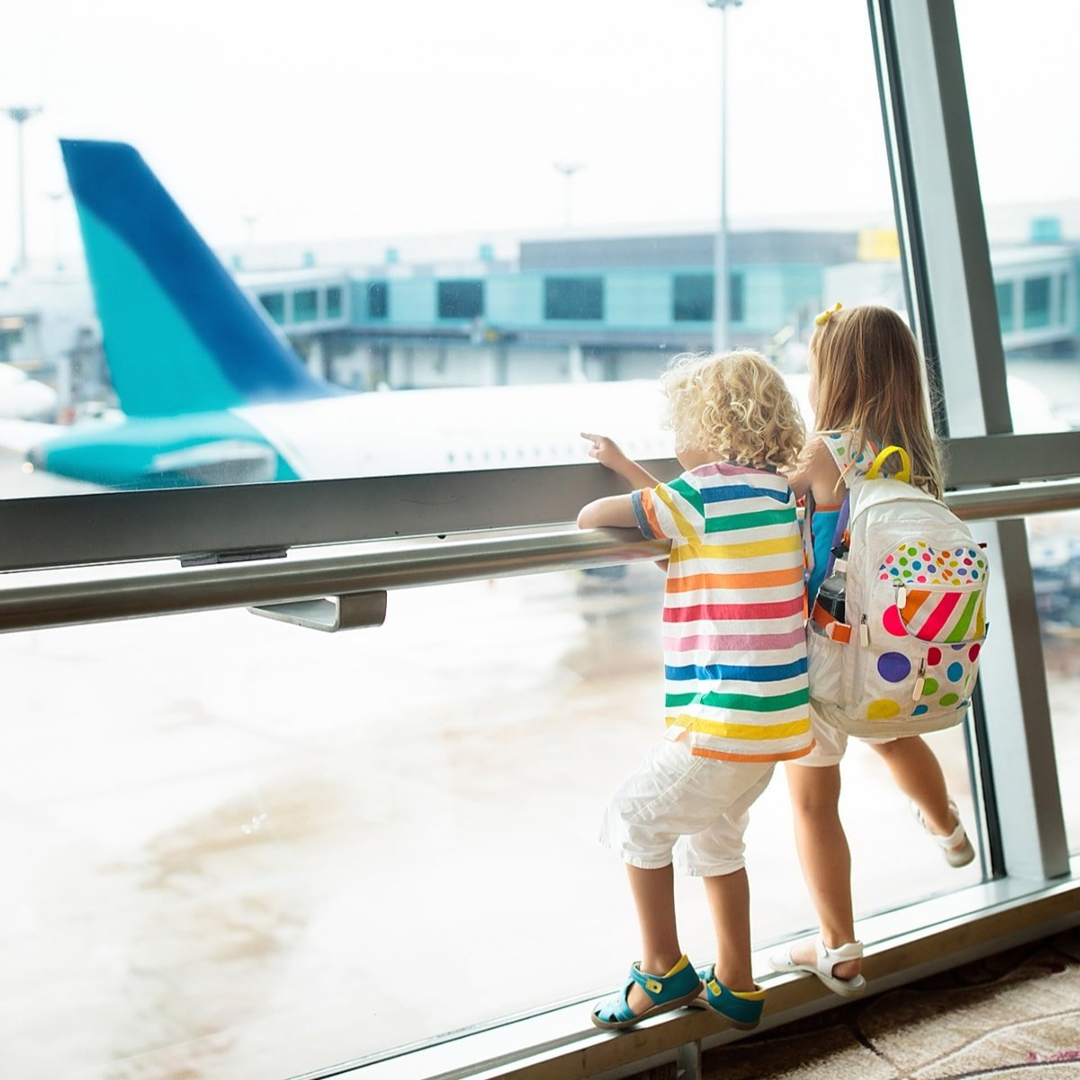 9 Quick Tips for Airport Security with Kids