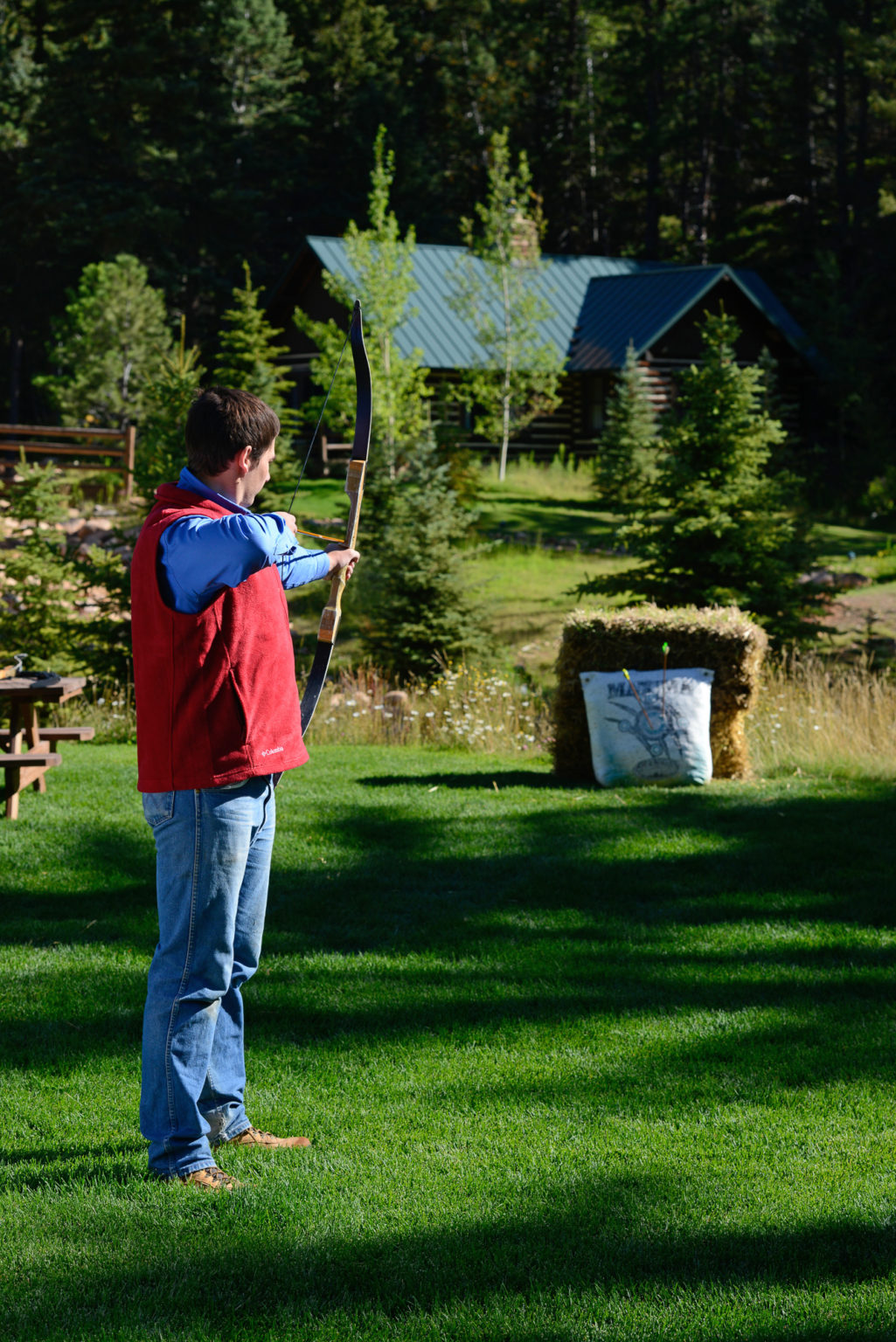 Glamping At Broadmoor Ranch Emerald Valley Tips   BWE EVR Activities Archery 2 1025x1536 