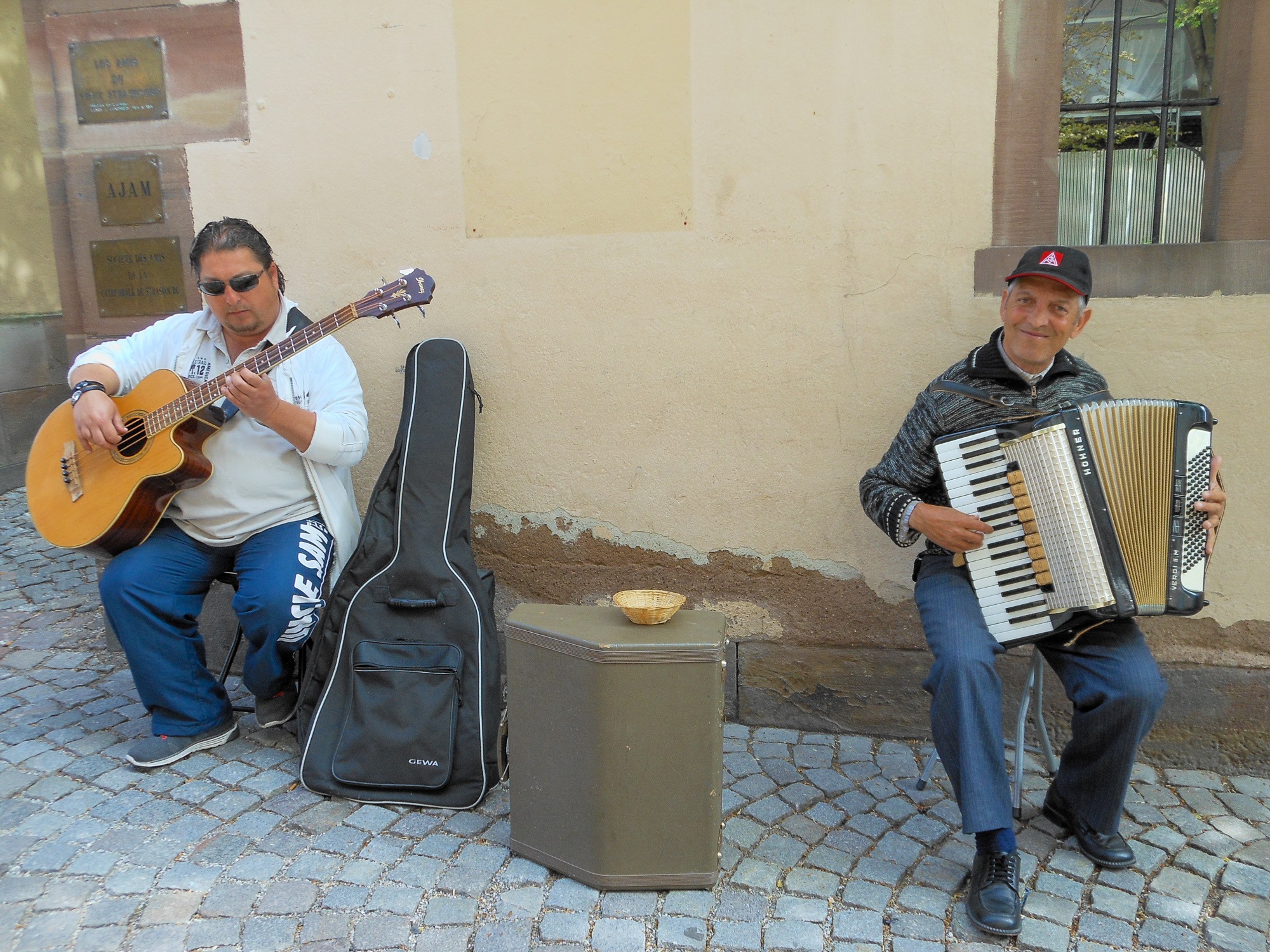 Street musicians performing in Strasbourg 