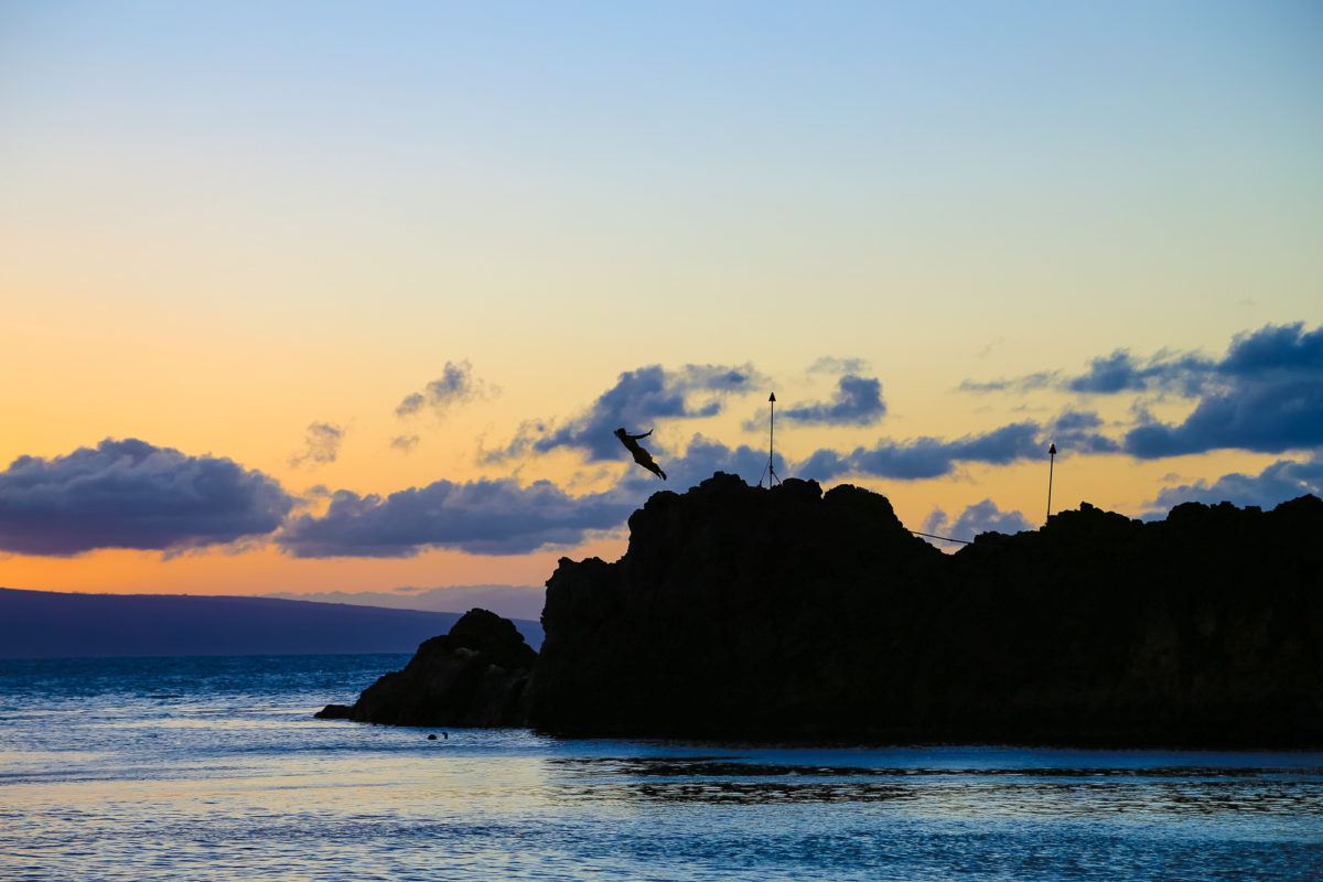 View of cliff divers at Black Rock from Sheraton Maui Resort