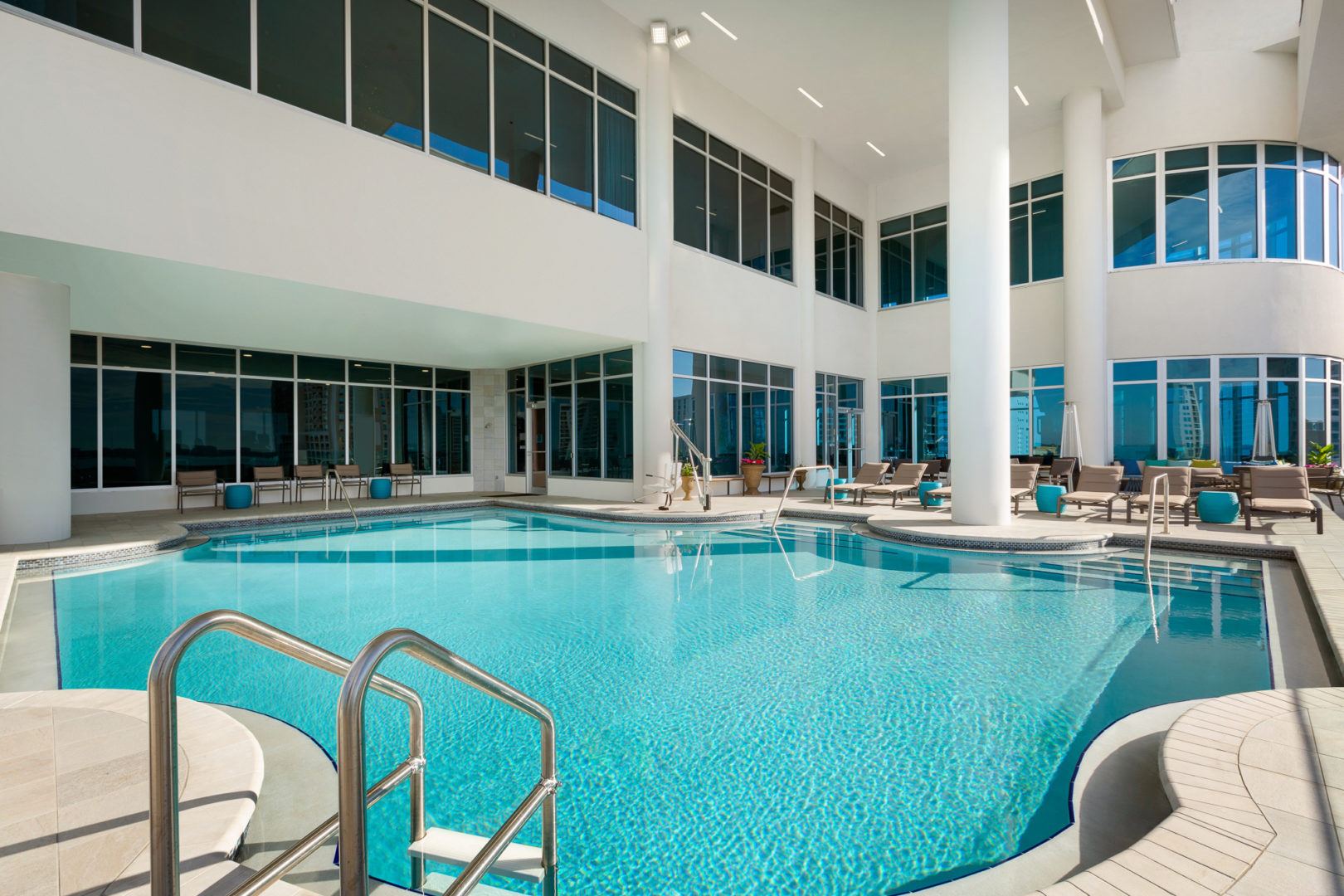 12 Best Embassy Suites Swimming Pools In The World