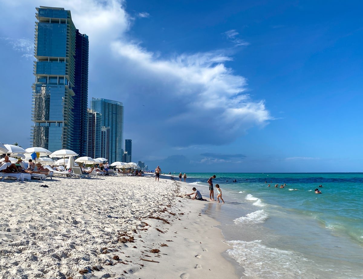 Sunny Isles Beach in Greater Miami with kids