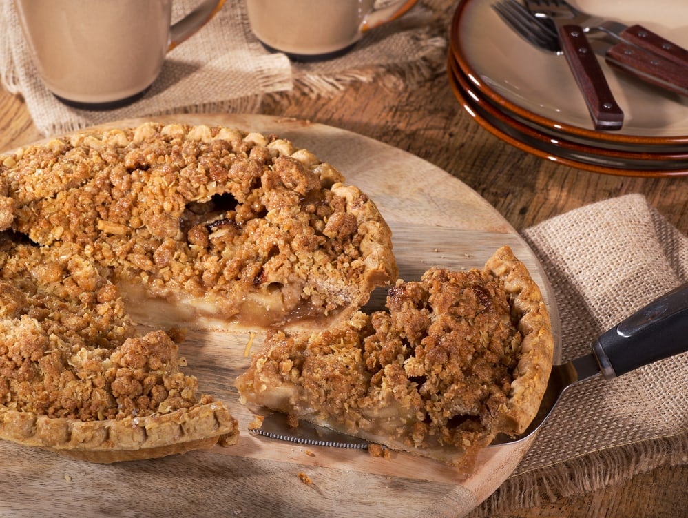 Dutch apple pie with crumble topping