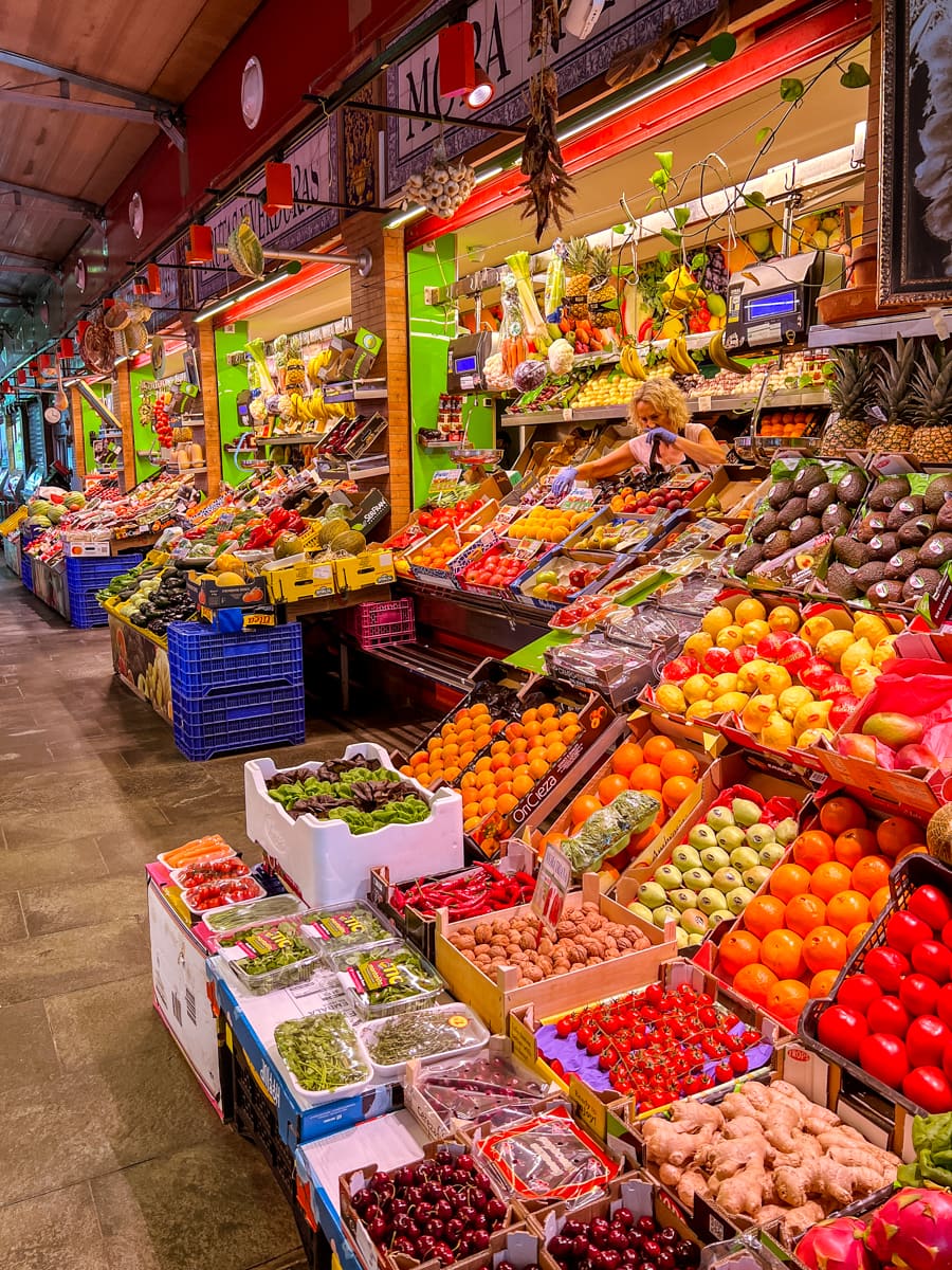 Knowing the language makes shopping at markets like this one in Spain easier and more fun