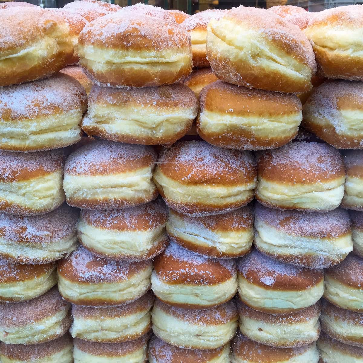 Donuts recheados com geleia Berliner em Colônia