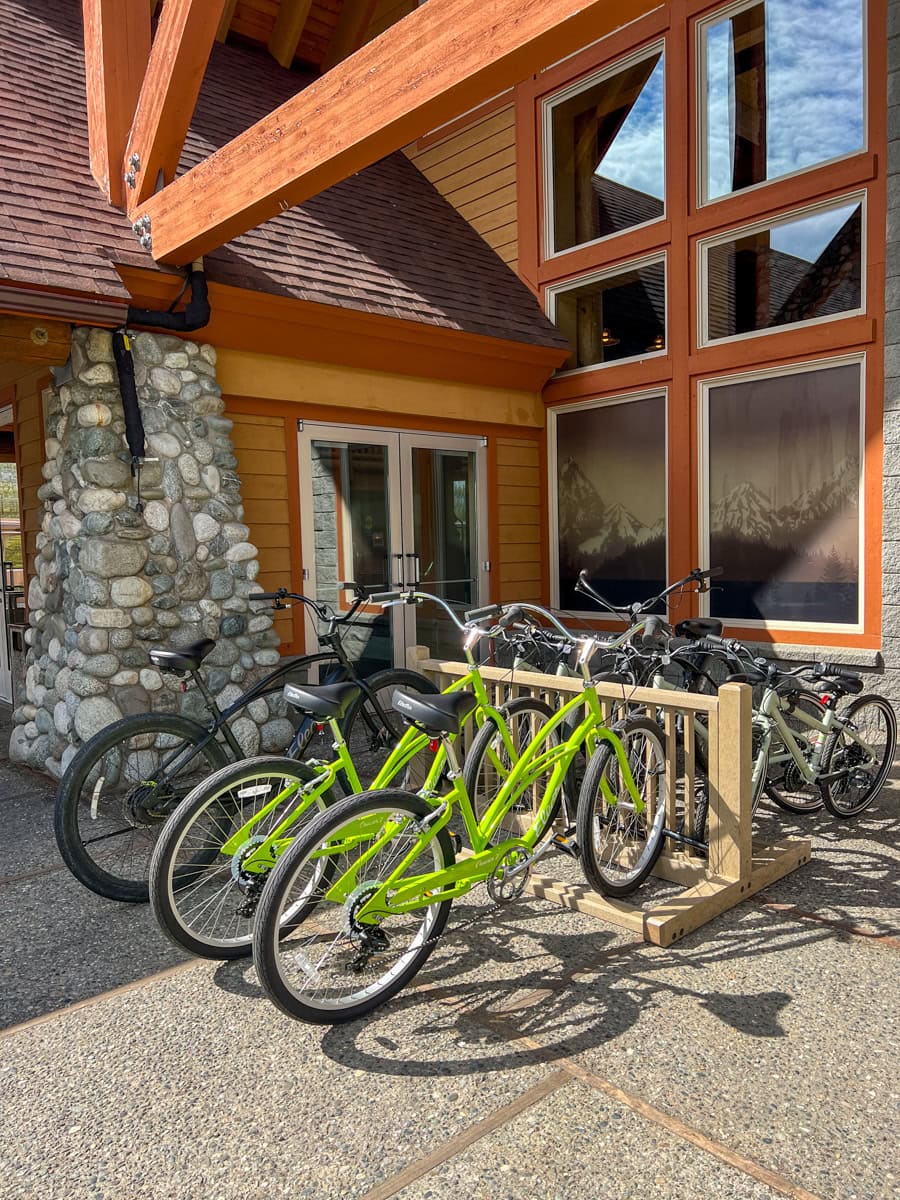 Bicicletas e e-bikes emprestáveis ​​para hóspedes do hotel