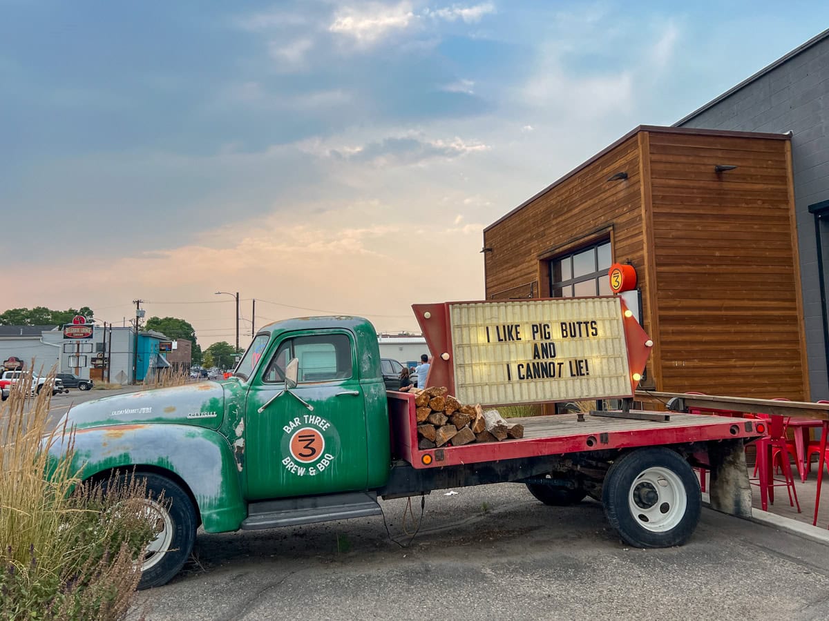 Bar 3 BBQ in Belgrade, MT